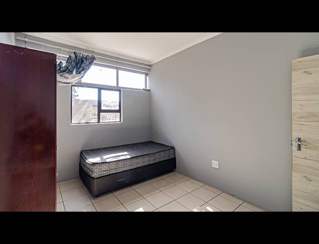 8 BEDROOM FREESTANDING FOR SALE IN WESTDENE